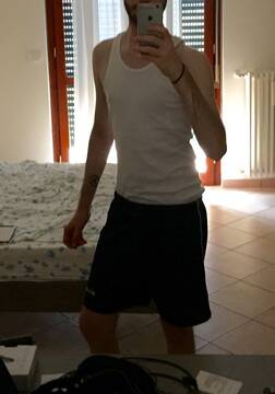 Public Photo of little_giooooooo